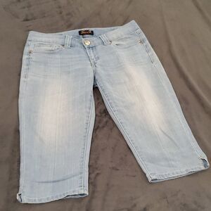 Light wash Seven bermuda shorts size 29